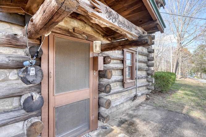 2305 Ridgecrest Circle Hiawassee, GA 30546 - Photo 3 of 26