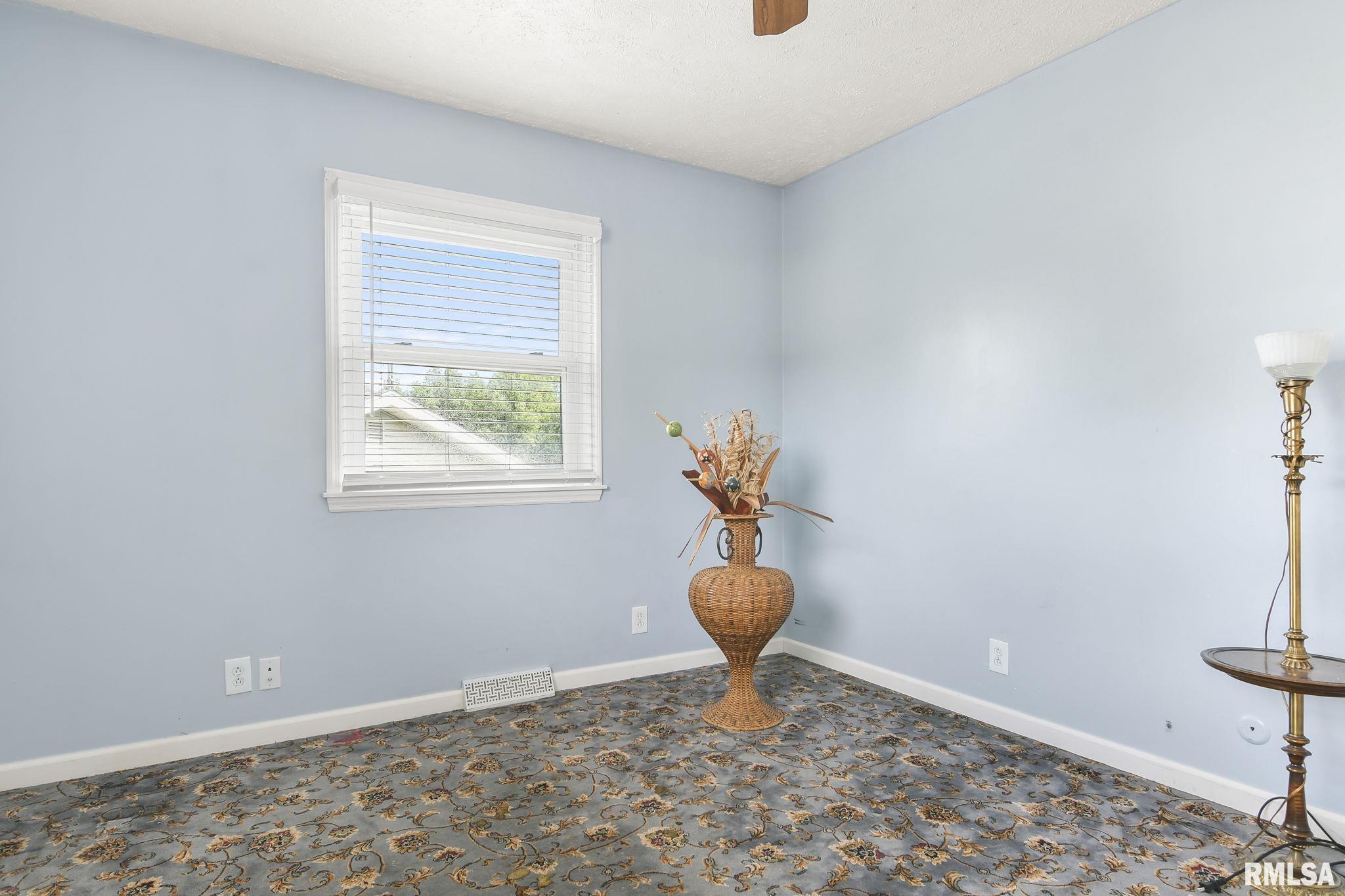 41 Greencastle Circle Springfield, IL 62712 - Photo 23 of 35