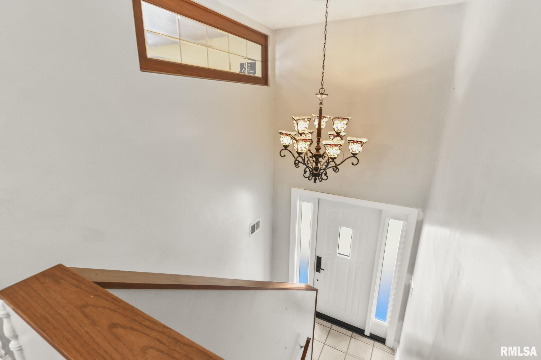 41 Greencastle Circle Springfield, IL 62712 - Photo 3 of 35