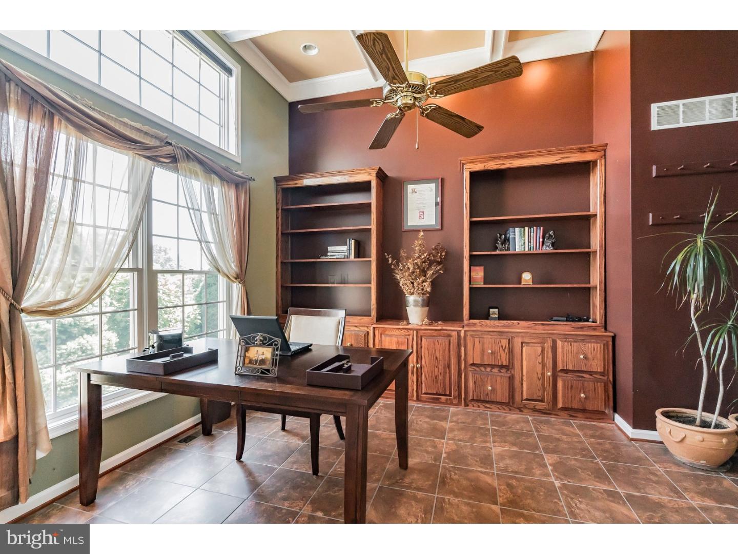 389 Stoopville Road Newtown, PA 18940 - Photo 5 of 25 Office / Study