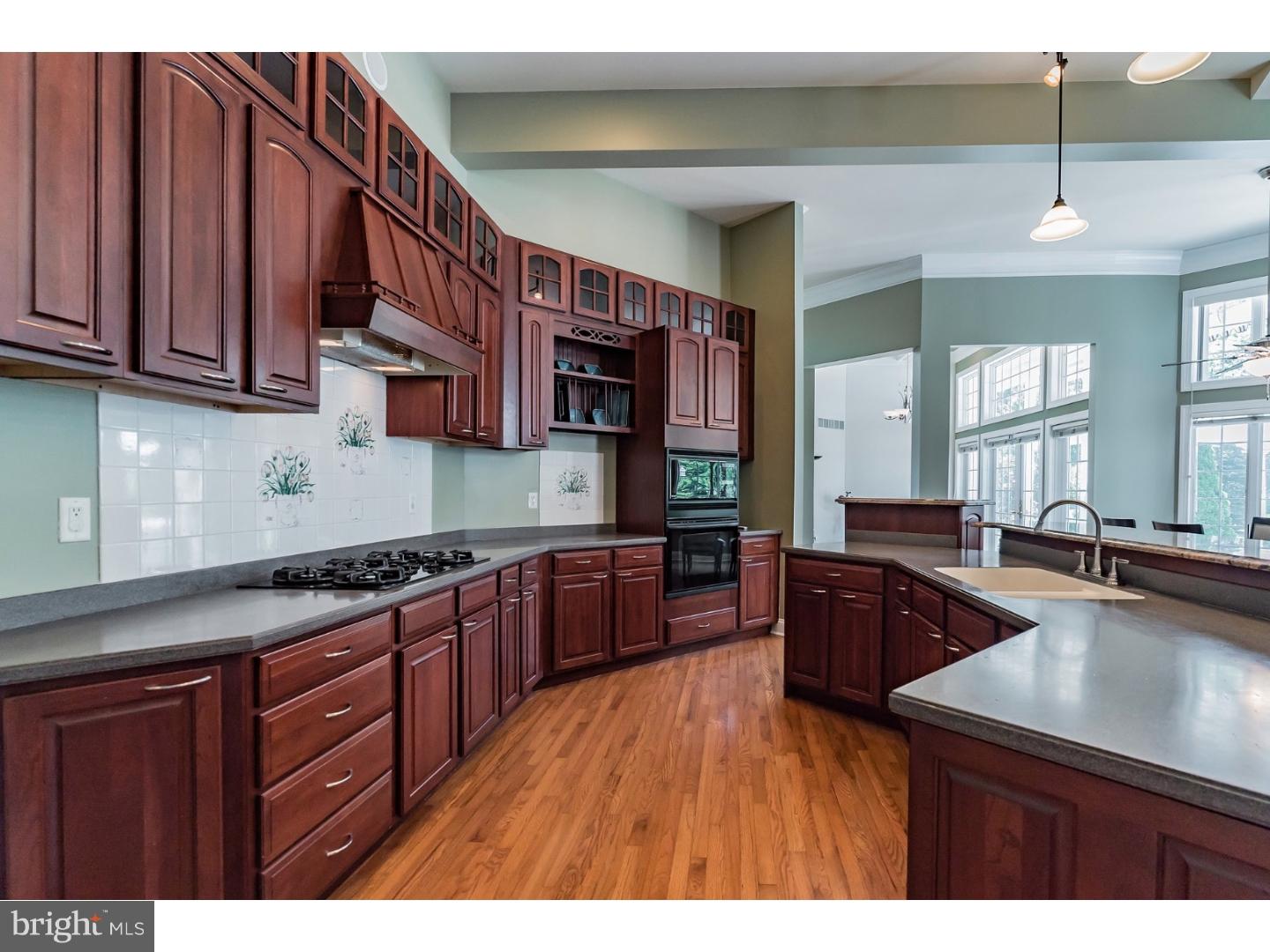 389 Stoopville Road Newtown, PA 18940 - Photo 10 of 25 Kitchen