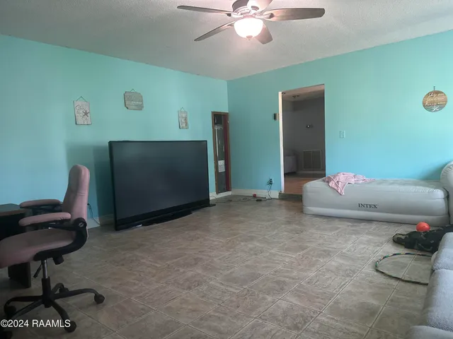 $194,500 | 177 Country Village Drive, Morgan City, LA 70380