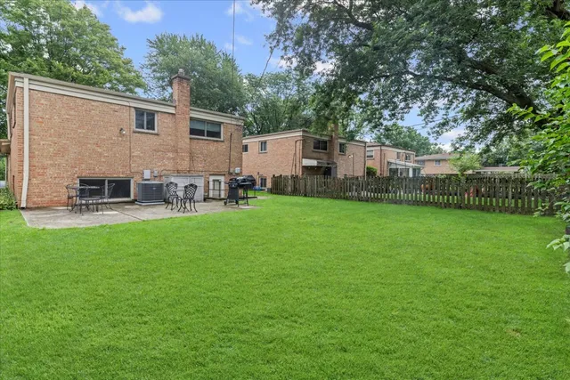 $3,500 | 619 Leamington Avenue, Wilmette, IL 60091