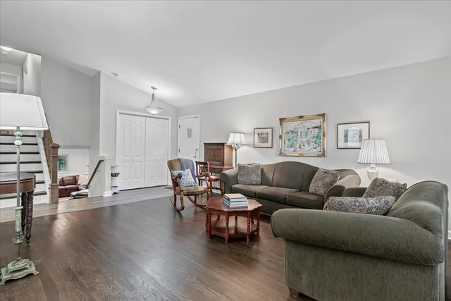 $3,500 | 619 Leamington Avenue, Wilmette, IL 60091