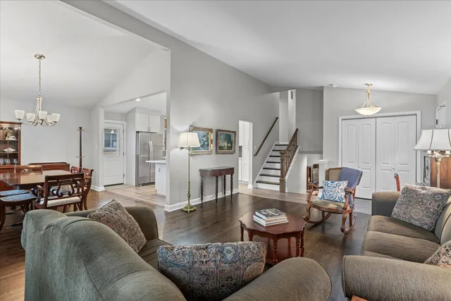 $3,500 | 619 Leamington Avenue, Wilmette, IL 60091