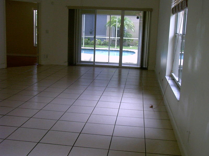 4026 Dorado Drive Riviera Beach, FL 33418 - Photo 3 of 15 Living area