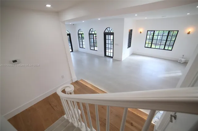 a view of a backyard of the house