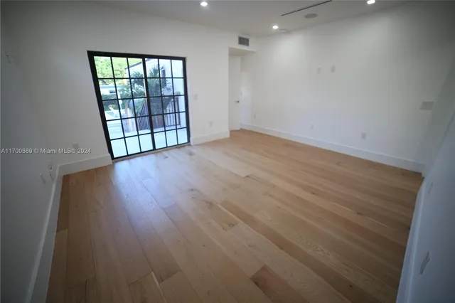 $5,000,000 | 1345 Hollywood Boulevard, Hollywood, FL 33019