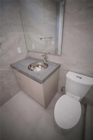 $5,000,000 | 1345 Hollywood Boulevard, Hollywood, FL 33019