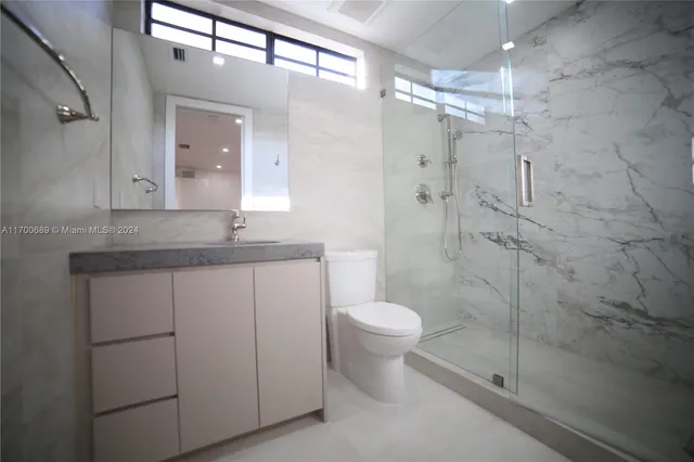 $5,000,000 | 1345 Hollywood Boulevard, Hollywood, FL 33019