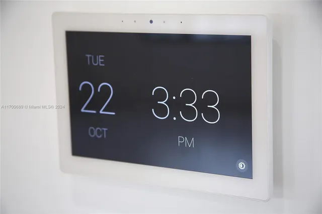 a view of entryway and hall