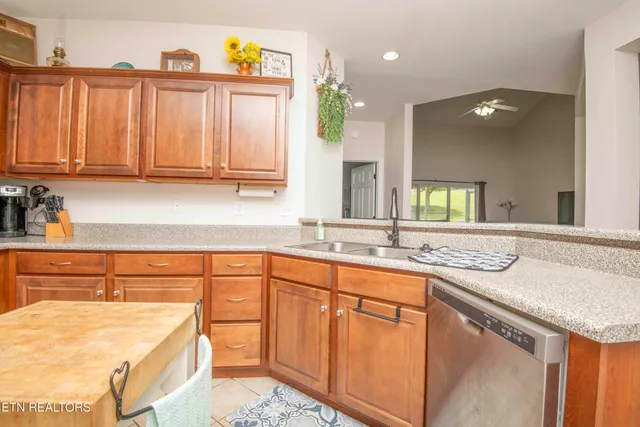 $349,000 | 700 Willington Place, Loudon, TN 37774