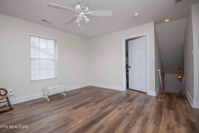 $349,000 | 700 Willington Place, Loudon, TN 37774