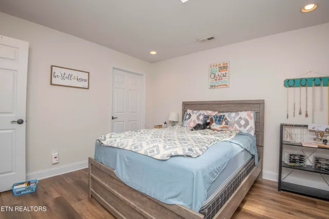 $349,000 | 700 Willington Place, Loudon, TN 37774