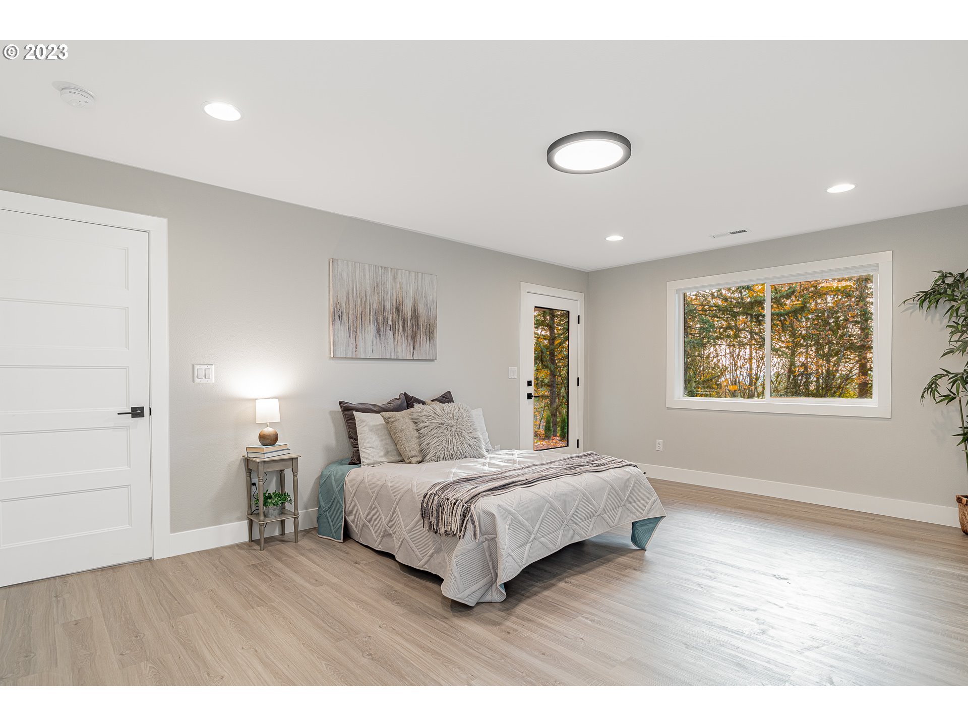 4001 Southeast Crown Road Camas, WA 98607 - Photo 26 of 43 Gallery Image 26