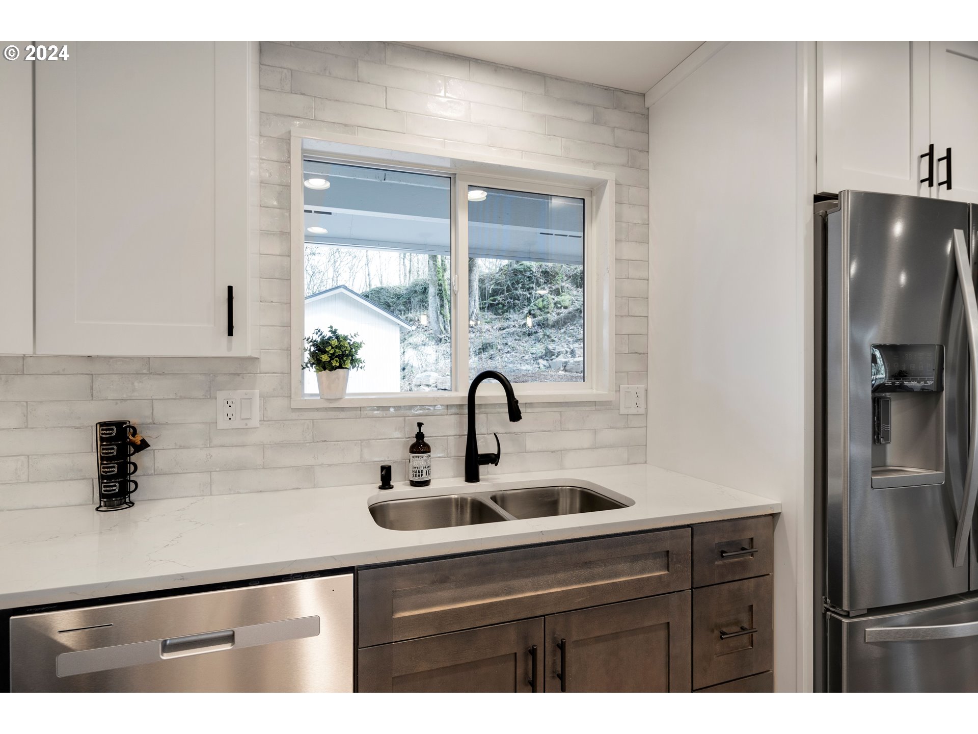 4001 Southeast Crown Road Camas, WA 98607 - Photo 33 of 43 Gallery Image 33