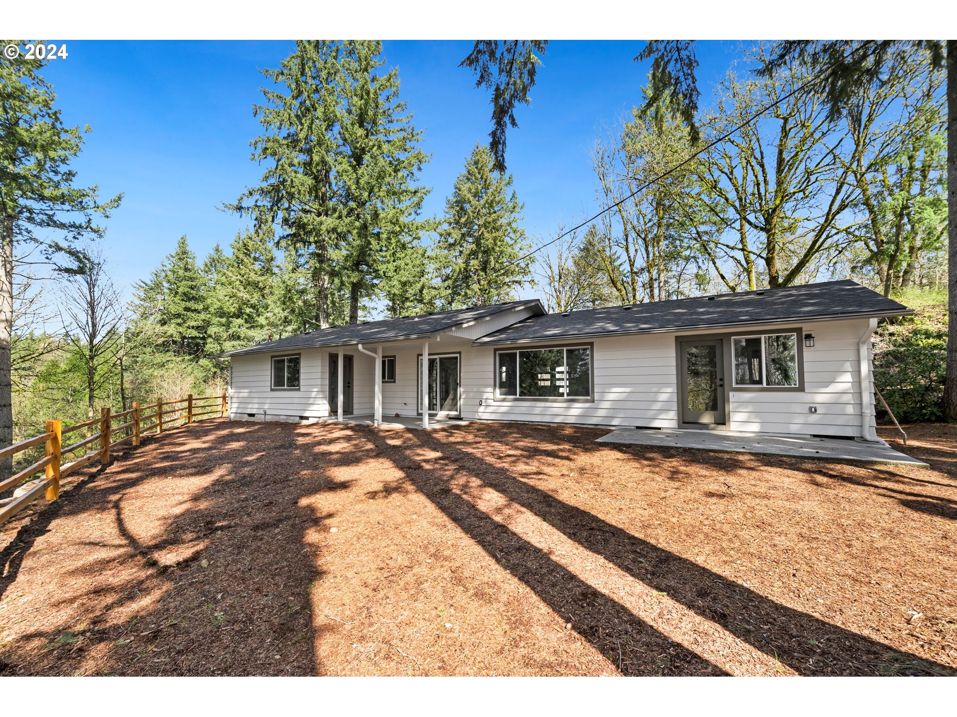 4001 Southeast Crown Road Camas, WA 98607 - Photo 38 of 43 Gallery Image 38