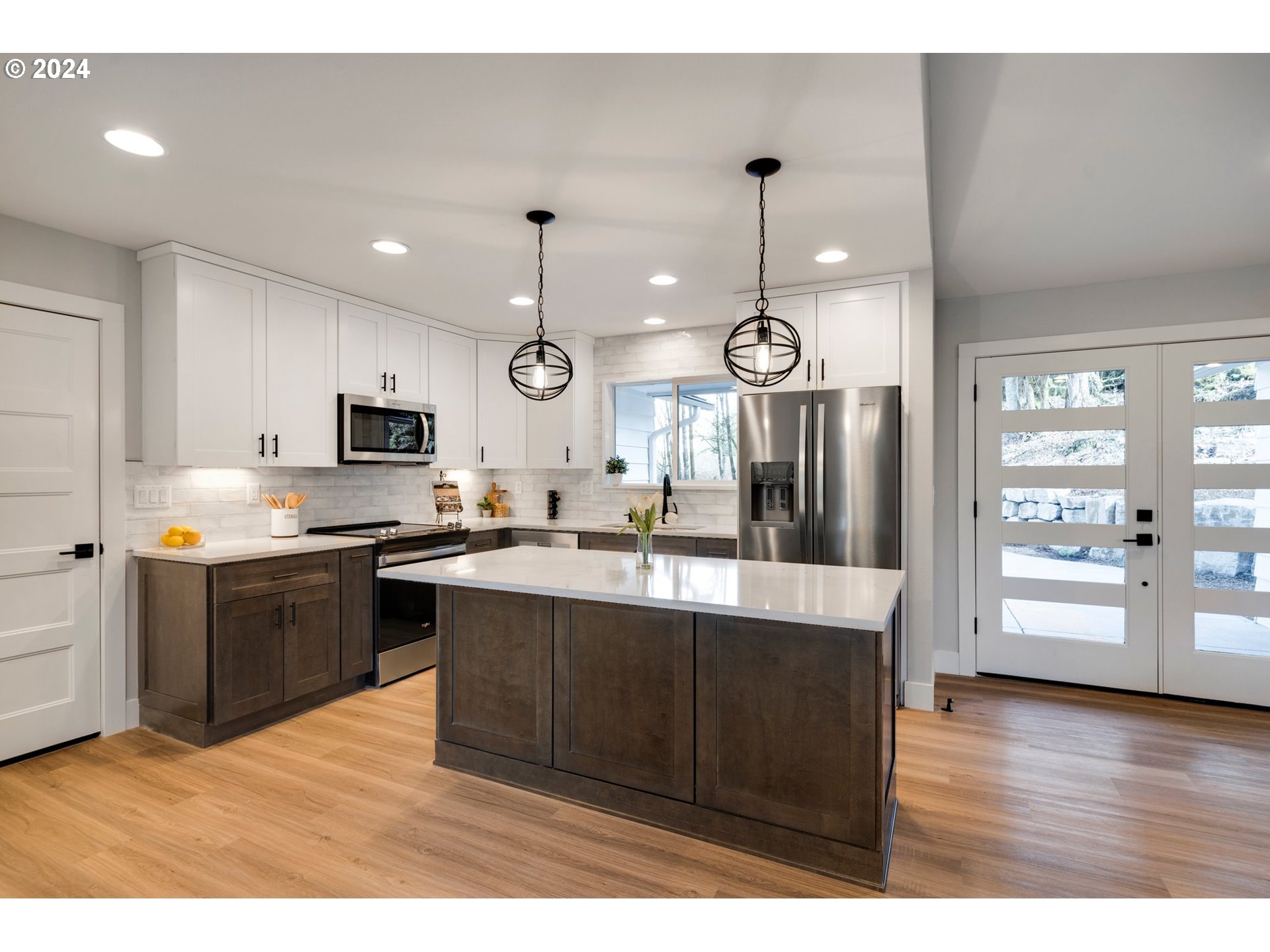 4001 Southeast Crown Road Camas, WA 98607 - Photo 9 of 43 Gallery Image 9