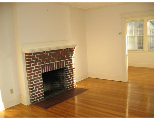 73 Grozier Road Cambridge, MA 02138 - Photo 4 of 13 Gallery Image 4