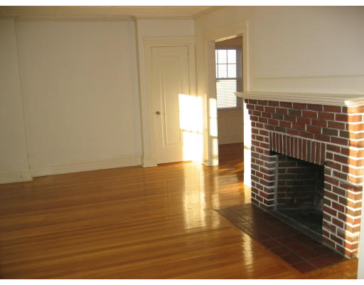 73 Grozier Road Cambridge, MA 02138 - Photo 5 of 13 Gallery Image 5