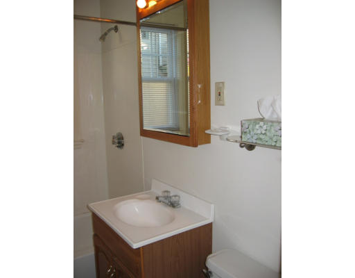 73 Grozier Road Cambridge, MA 02138 - Photo 8 of 13 Gallery Image 8