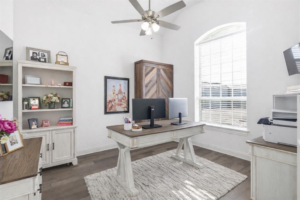 6508 Cooper Creek Road Flower Mound, TX 76226 - Photo 5 of 39 a living room with furniture and window
