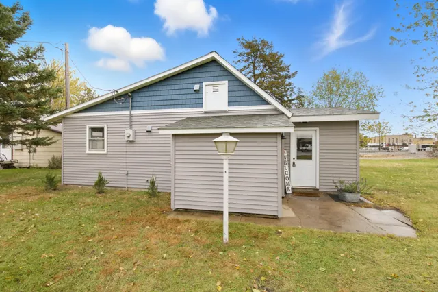 $149,500 | 104 West Centre Street, Royalton, MN 56373