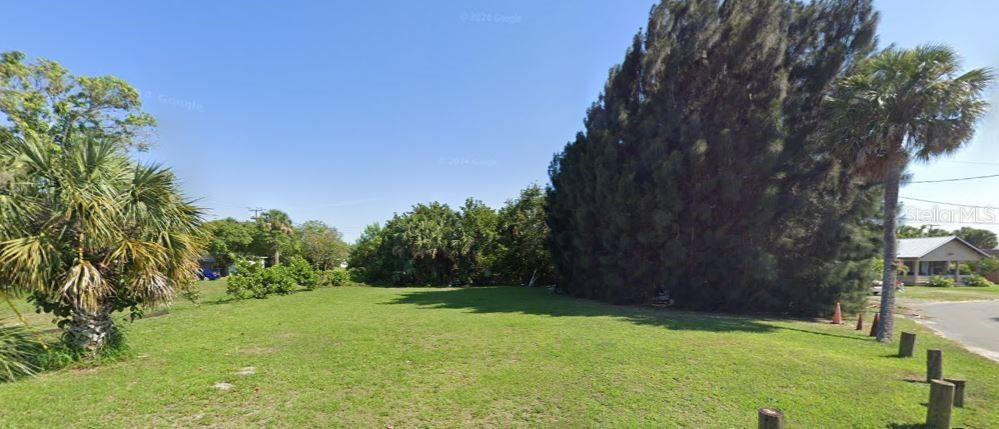 Lake Street Stuart, FL 34994 - Photo 1 of 4 a view of backyard with green space