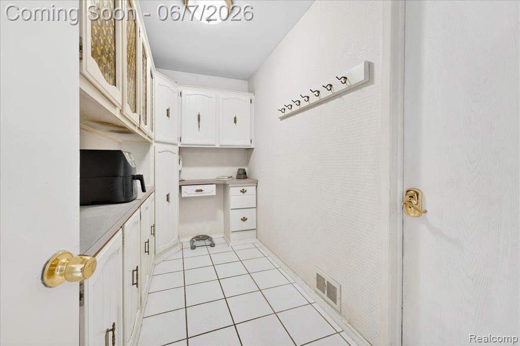 20257 Coachwood Road Riverview, MI 48193 - Photo 17 of 44