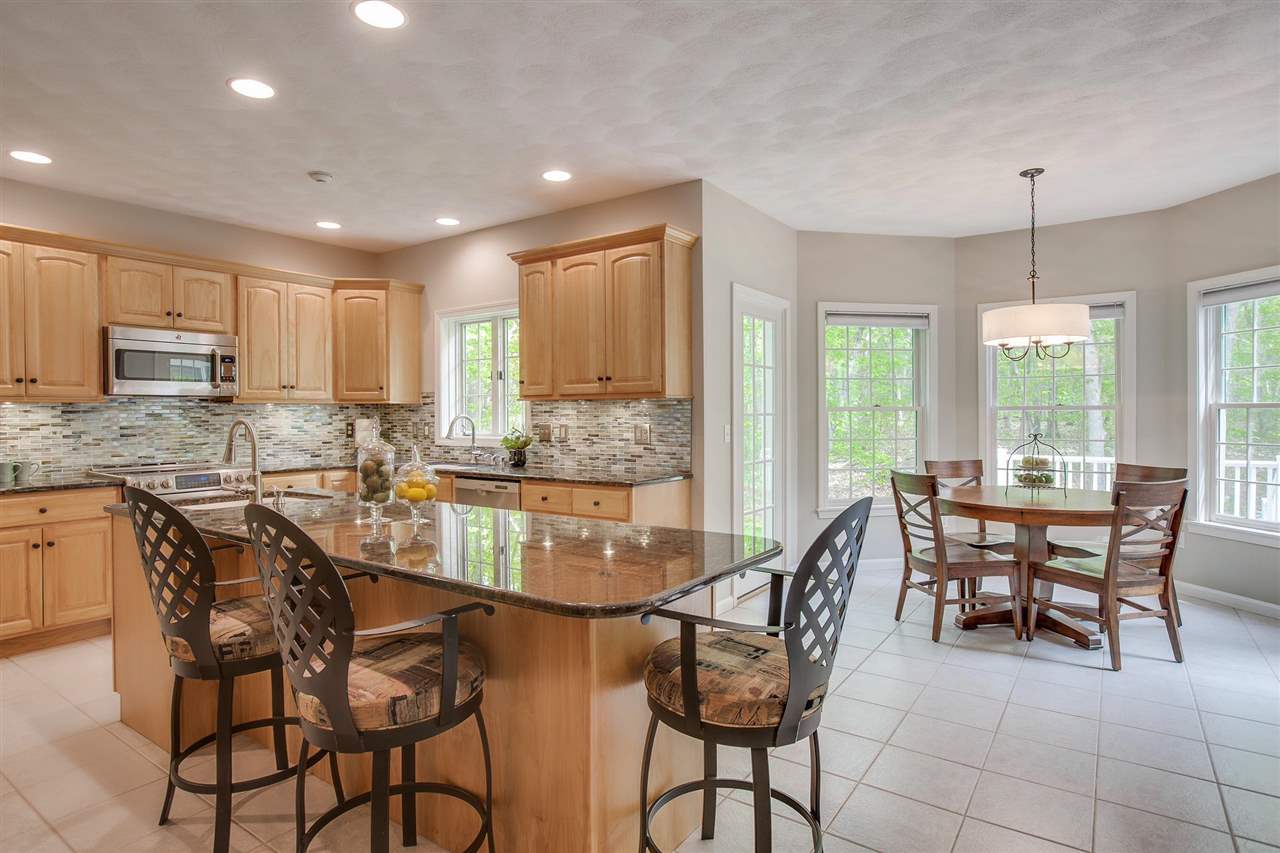 10 Greenway Road Windham, NH 03087 - Photo 13 of 38