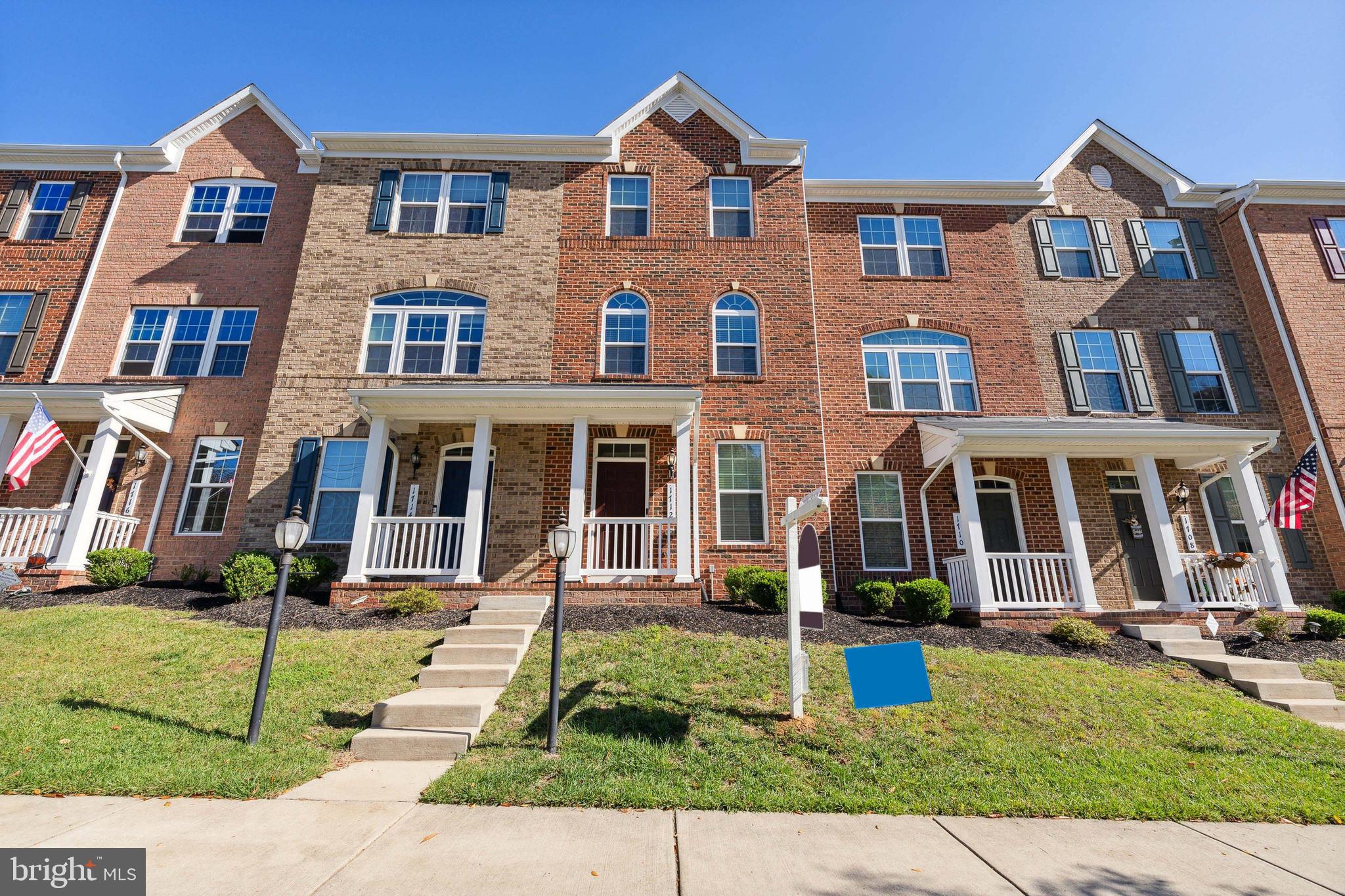 1712 Featherstone Road Woodbridge, VA 22191 - Photo 1 of 40 Gallery Image 1