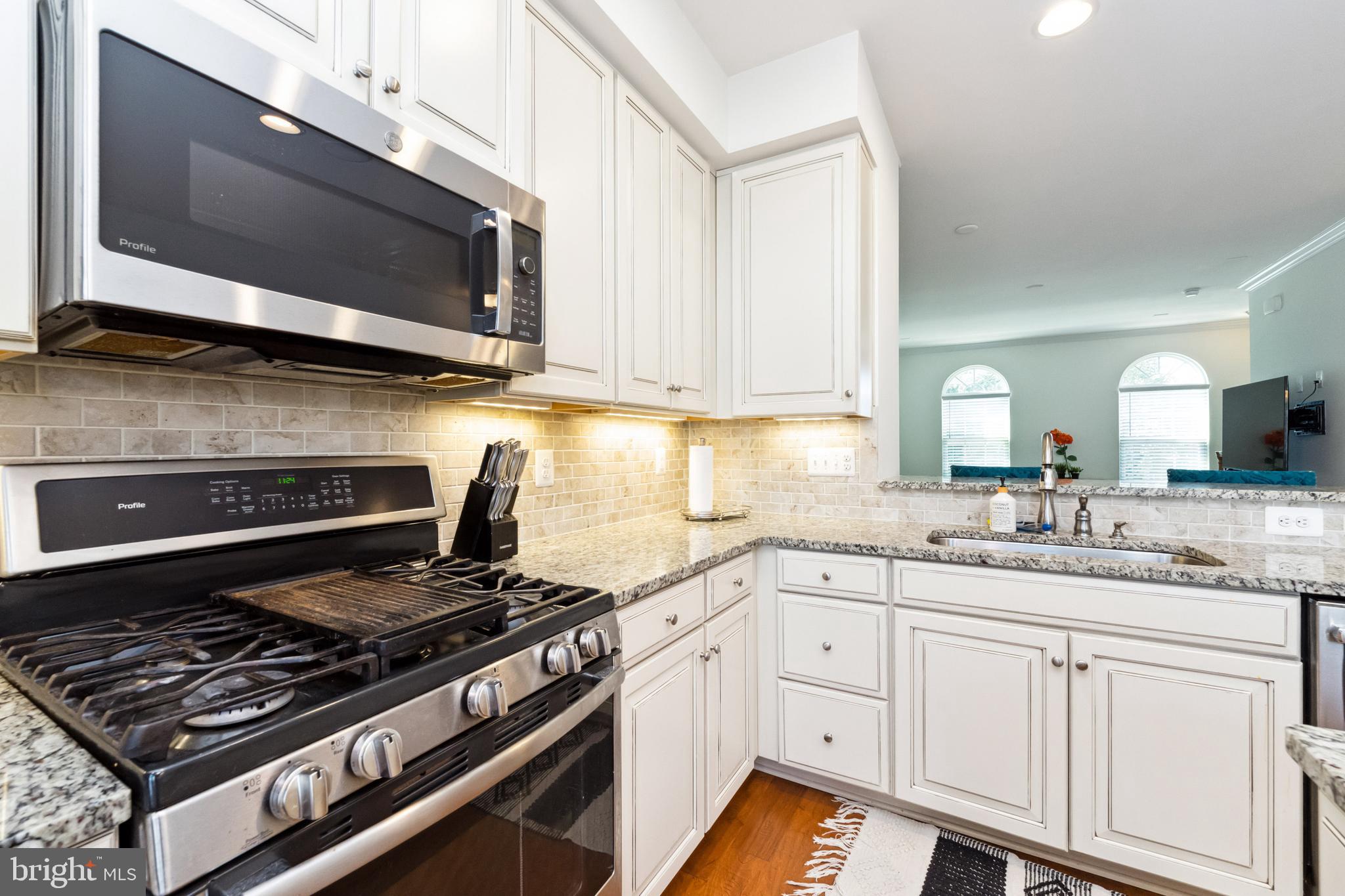 1712 Featherstone Road Woodbridge, VA 22191 - Photo 14 of 40 Gallery Image 14