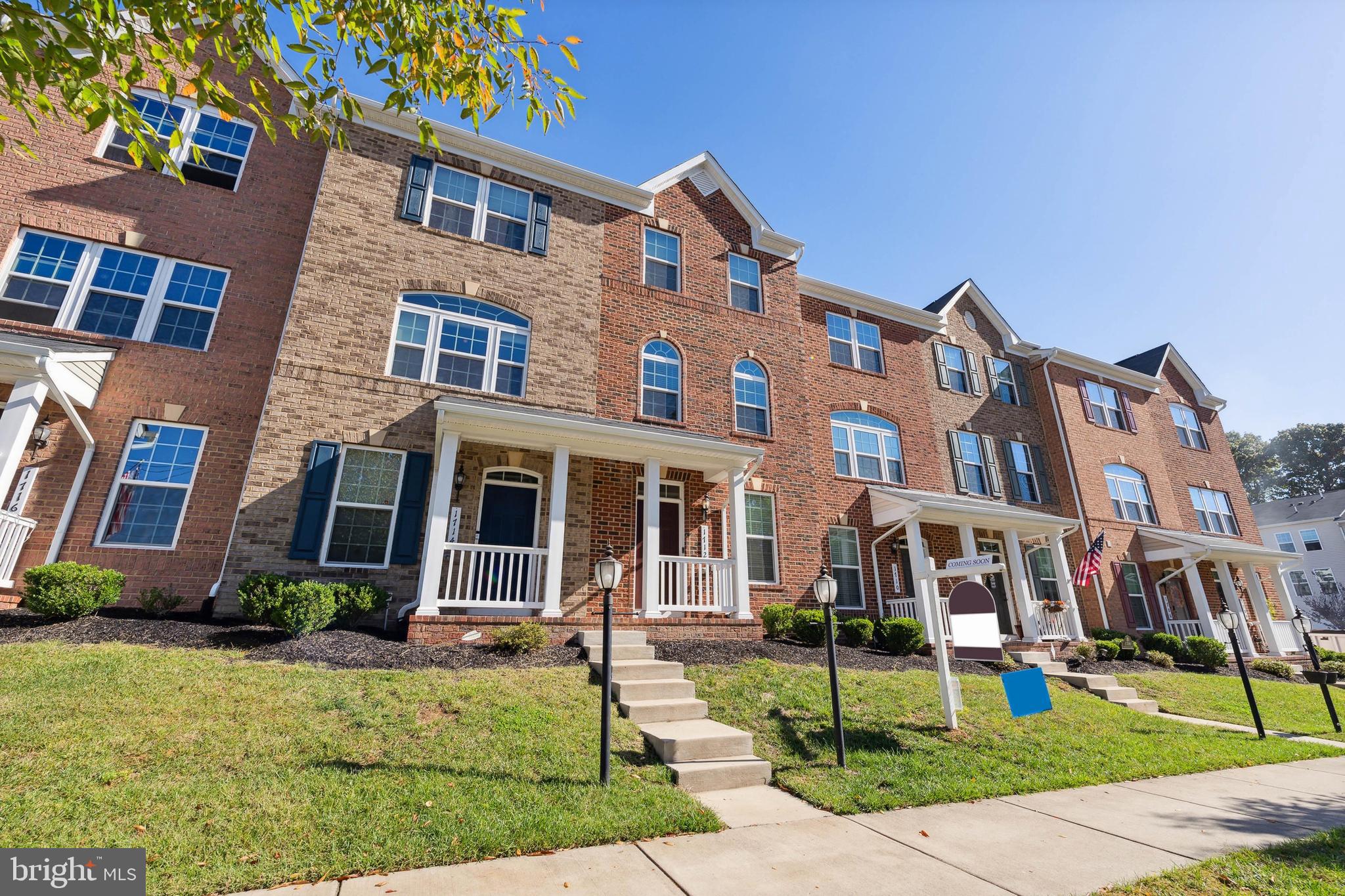 1712 Featherstone Road Woodbridge, VA 22191 - Photo 2 of 40 Gallery Image 2