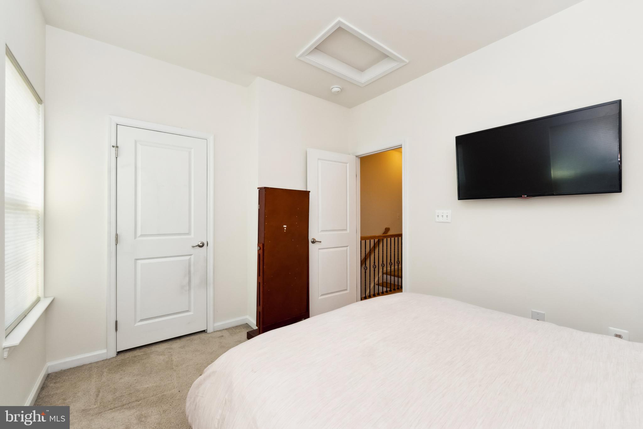 1712 Featherstone Road Woodbridge, VA 22191 - Photo 24 of 40 Gallery Image 24