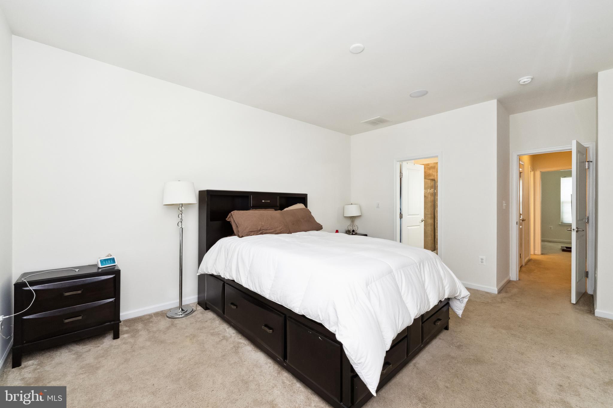 1712 Featherstone Road Woodbridge, VA 22191 - Photo 28 of 40 Gallery Image 28