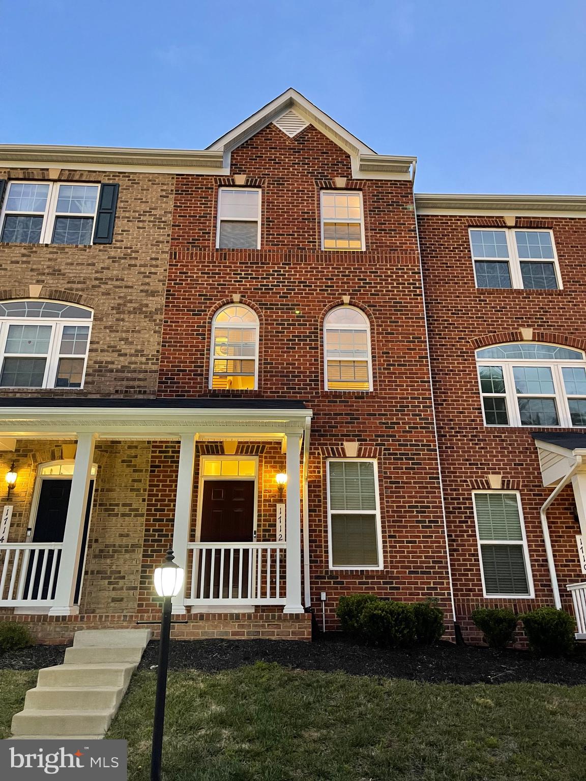 1712 Featherstone Road Woodbridge, VA 22191 - Photo 4 of 40 Gallery Image 4