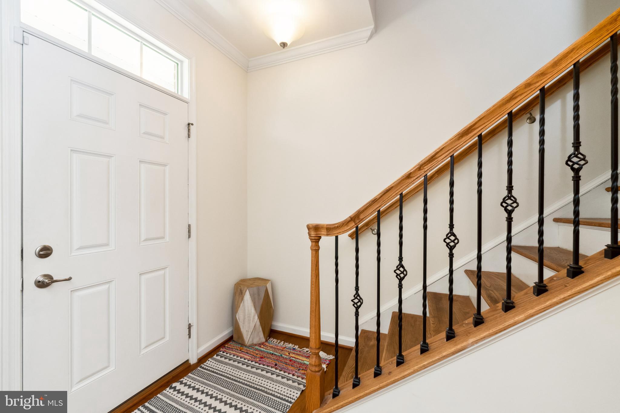 1712 Featherstone Road Woodbridge, VA 22191 - Photo 6 of 40 Gallery Image 6