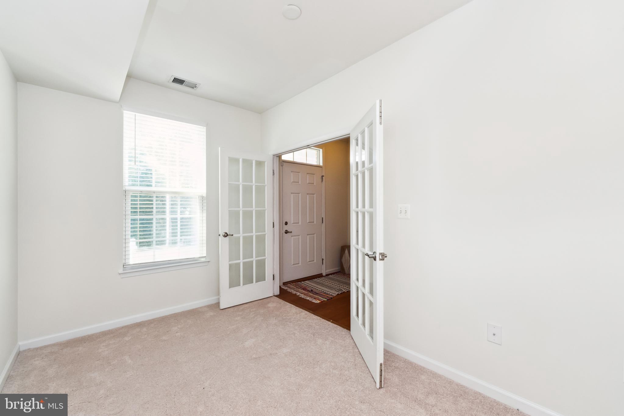 1712 Featherstone Road Woodbridge, VA 22191 - Photo 8 of 40 Gallery Image 8