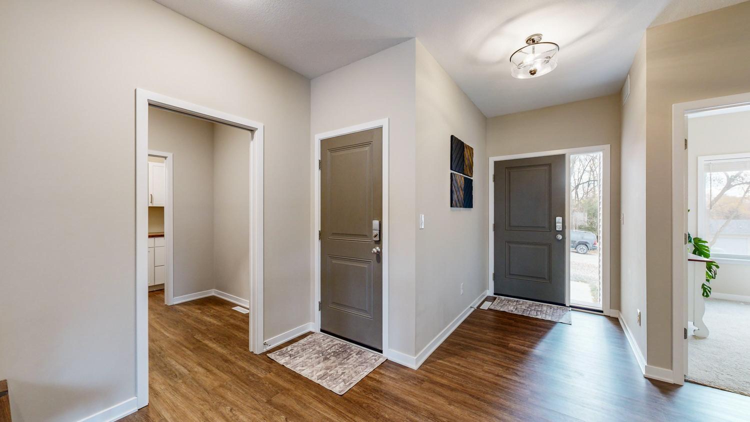2807 15th Street Southeast Rochester, MN 55904 - Photo 2 of 45