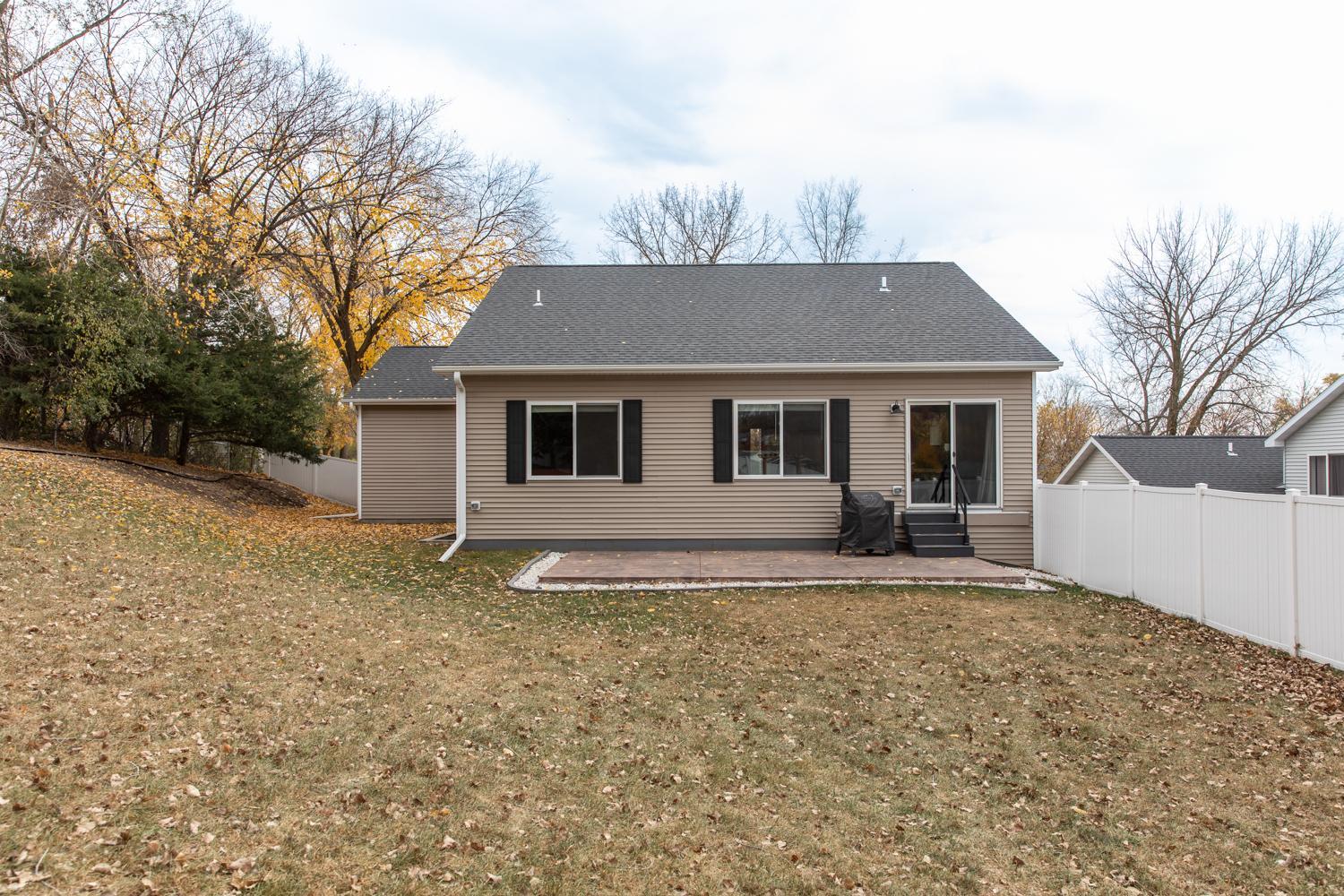 2807 15th Street Southeast Rochester, MN 55904 - Photo 34 of 45