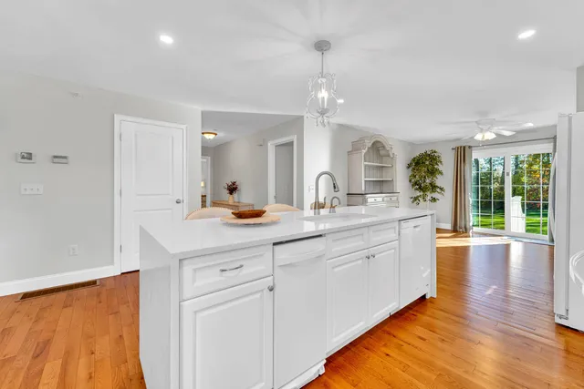 $619,900 | 5 Sunset Lane, Unit A, Brentwood, NH 03833