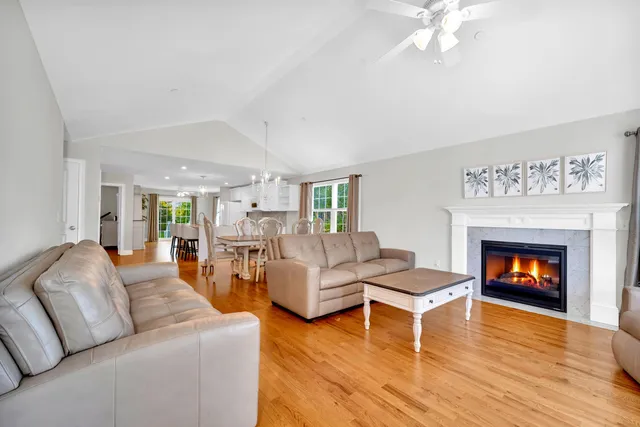 $619,900 | 5 Sunset Lane, Unit A, Brentwood, NH 03833