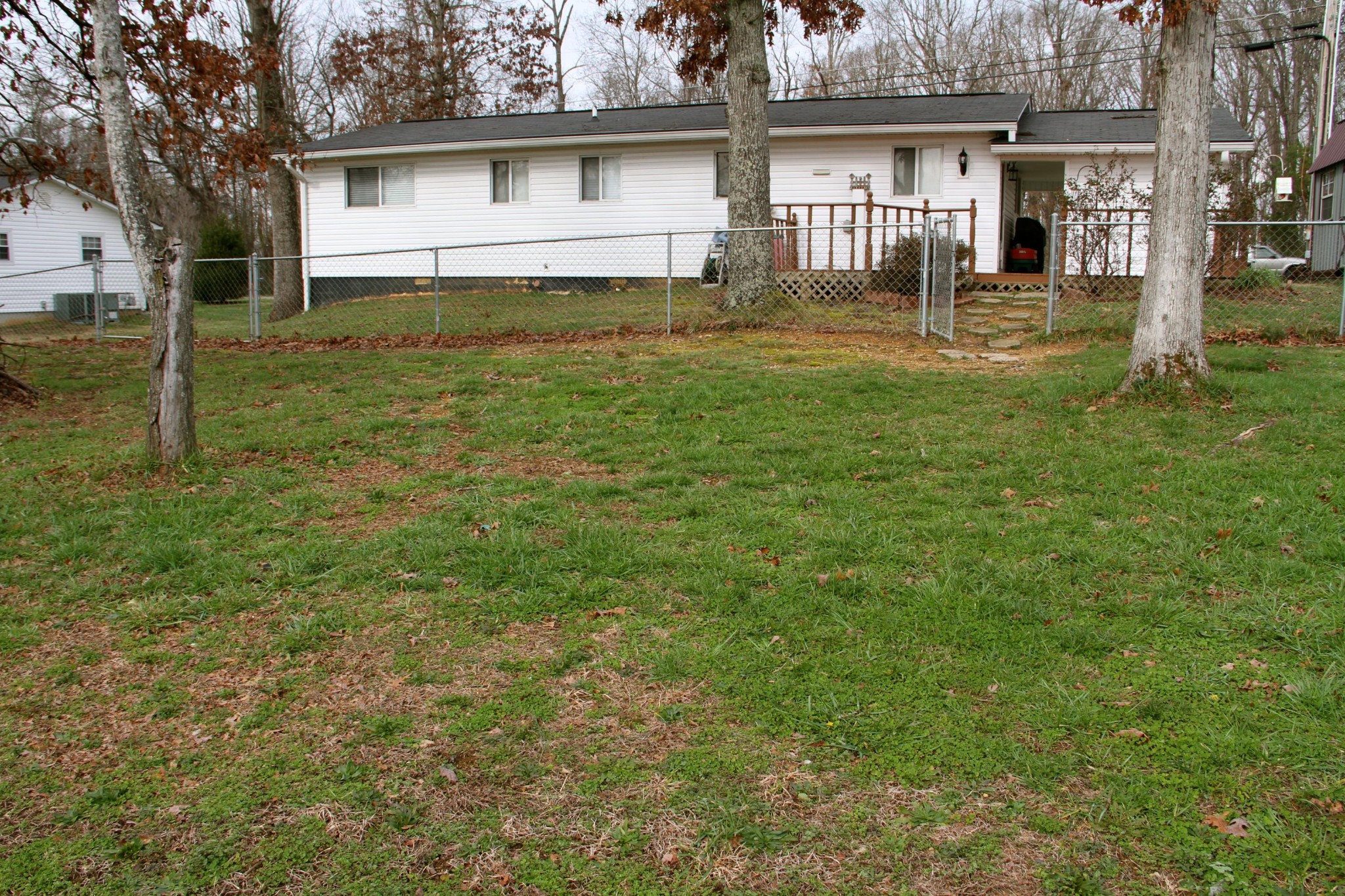1111 Carding Machine Road Loudon, TN 37774 - Photo 17 of 21 a front view of house with yard