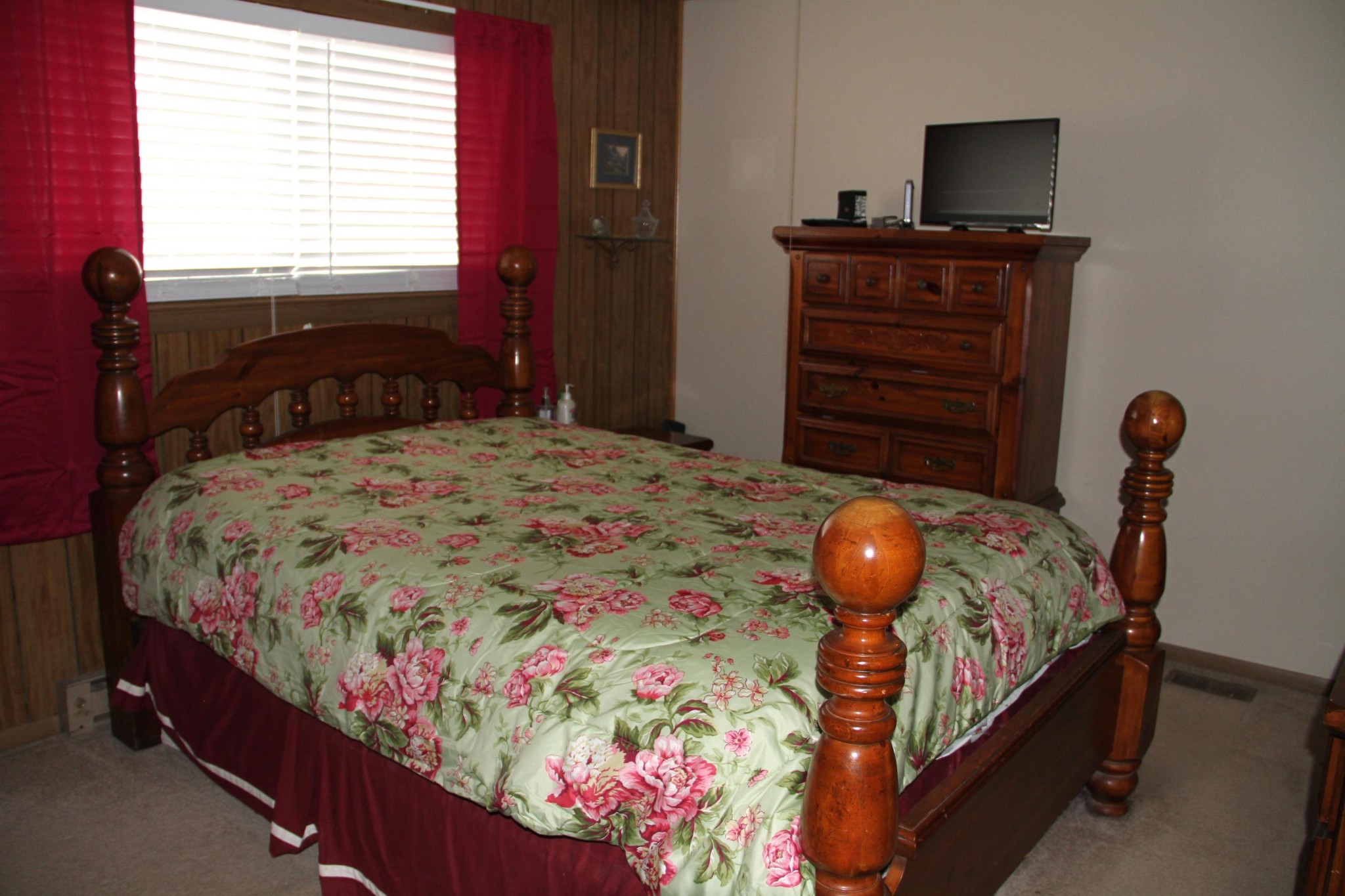 1111 Carding Machine Road Loudon, TN 37774 - Photo 10 of 21 a bedroom with a bed and a window