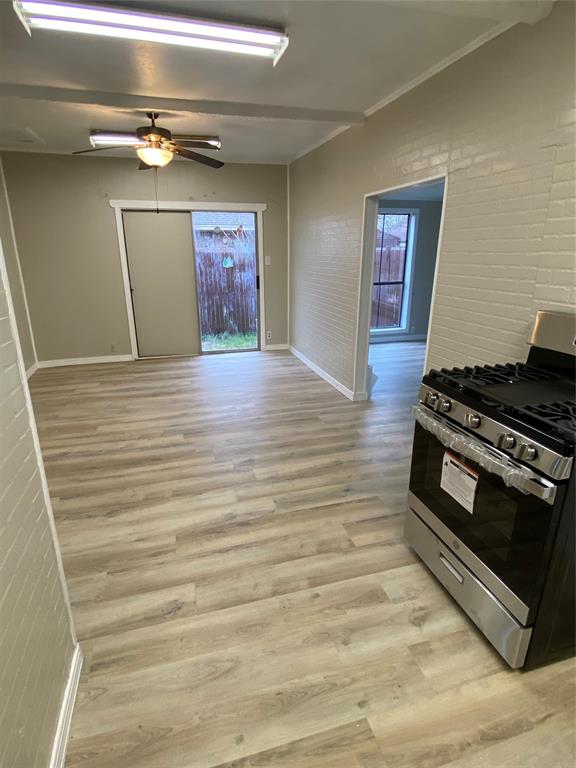 105 South 3rd Street Sanger, TX 76266 - Photo 4 of 14