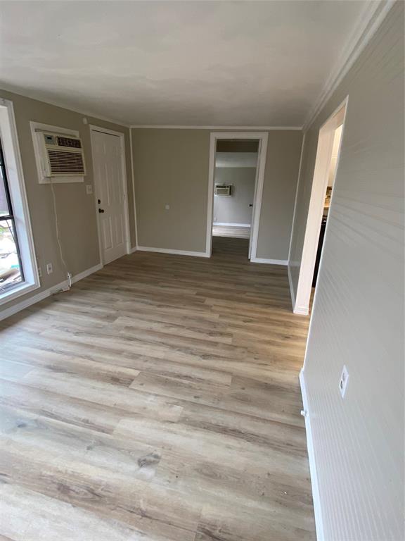 105 South 3rd Street Sanger, TX 76266 - Photo 6 of 14 living room