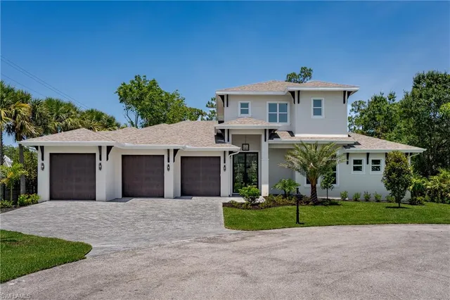 $3,499,900 | 2854 Coach House Way, Naples, FL 34105