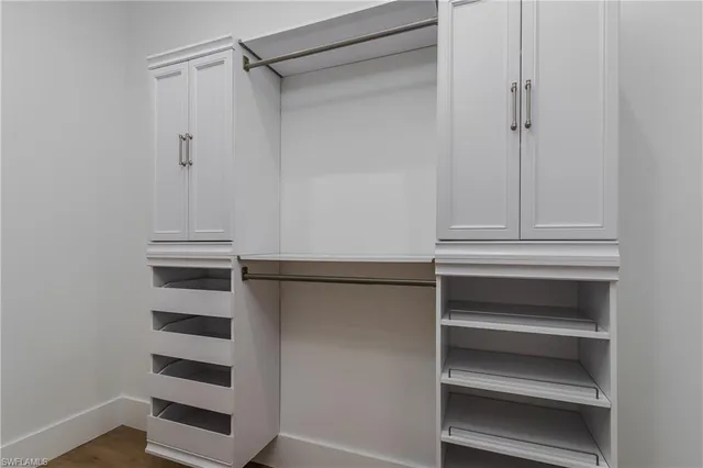 $3,499,900 | 2854 Coach House Way, Naples, FL 34105