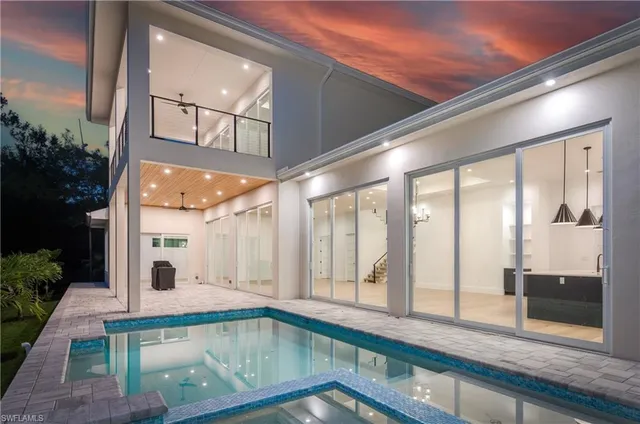 $3,499,900 | 2854 Coach House Way, Naples, FL 34105