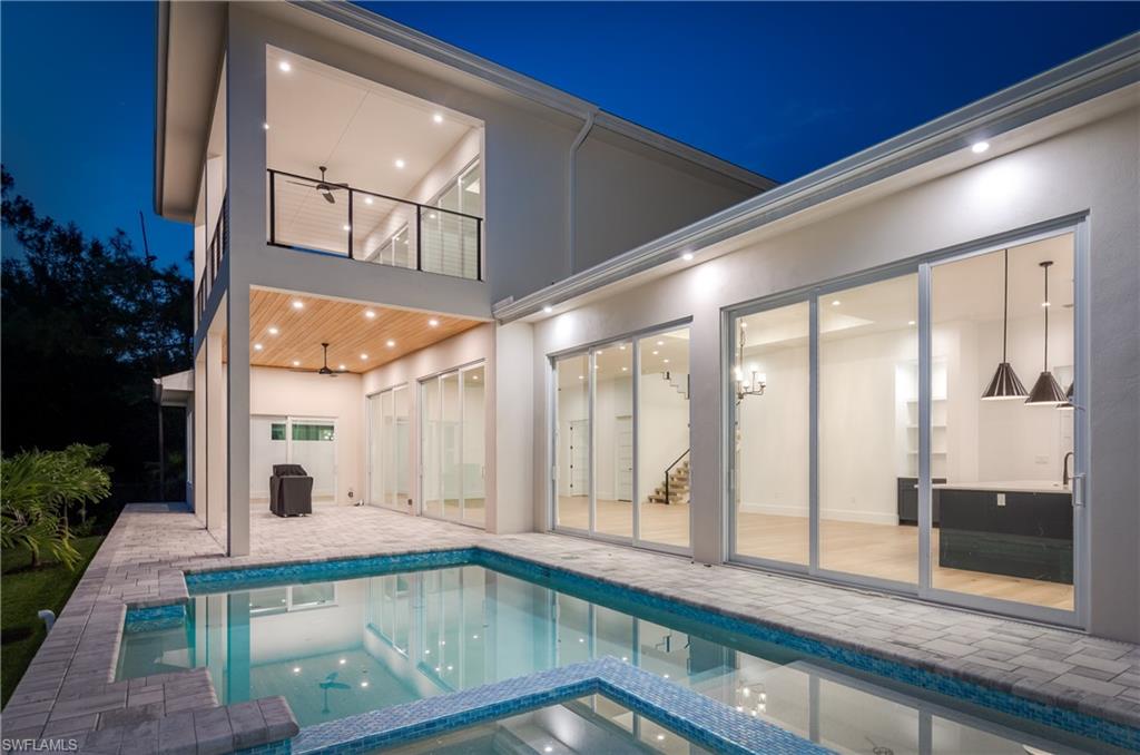 2854 Coach House Way Naples, FL 34105 - Photo 48 of 50